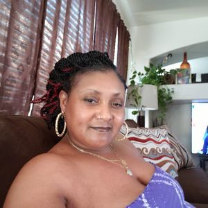 Meet your Posher, Katina